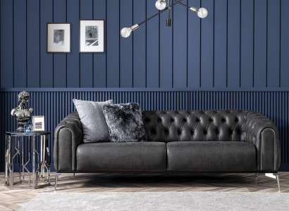 Schwarzes gerades Viersitzer-Sofa im Chesterfield-Stil für das Wohnzimmer